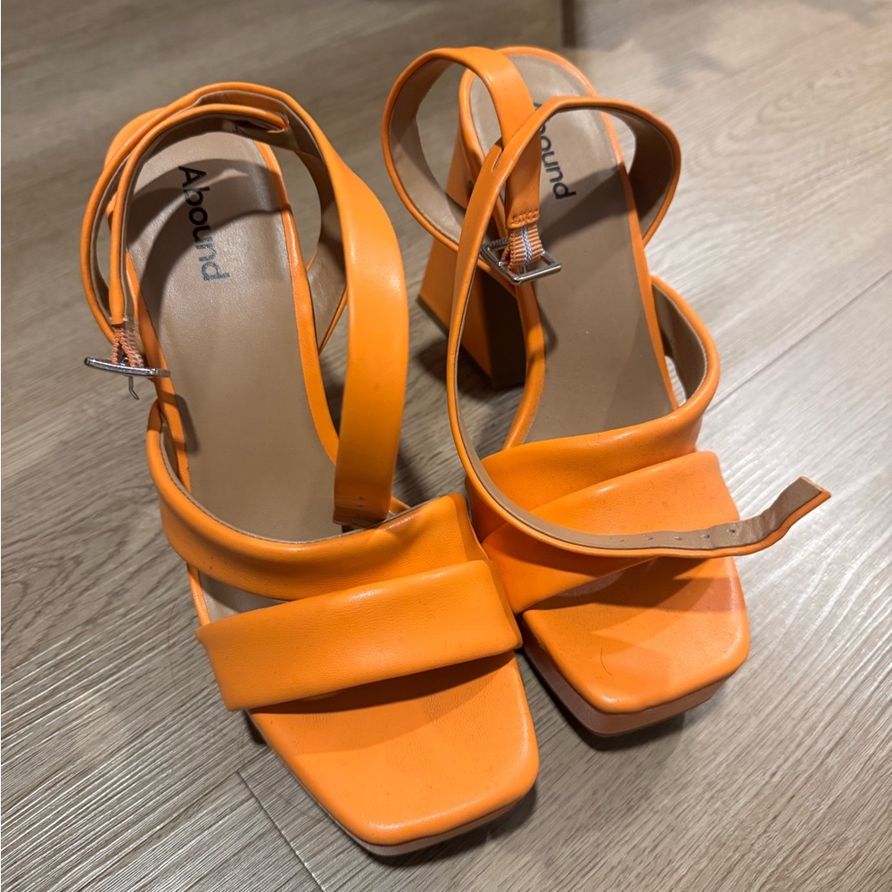 abound chunky strappy heel
